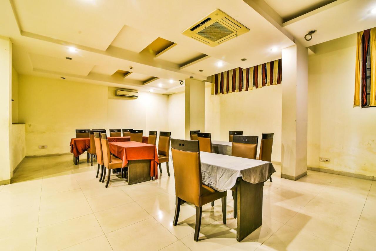 Fabhotel Oasis Dlf Phase 3 Gurgaon Zewnętrze zdjęcie