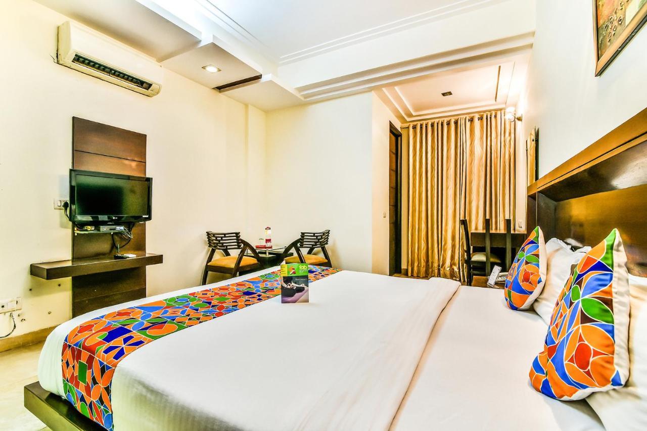 Fabhotel Oasis Dlf Phase 3 Gurgaon Zewnętrze zdjęcie